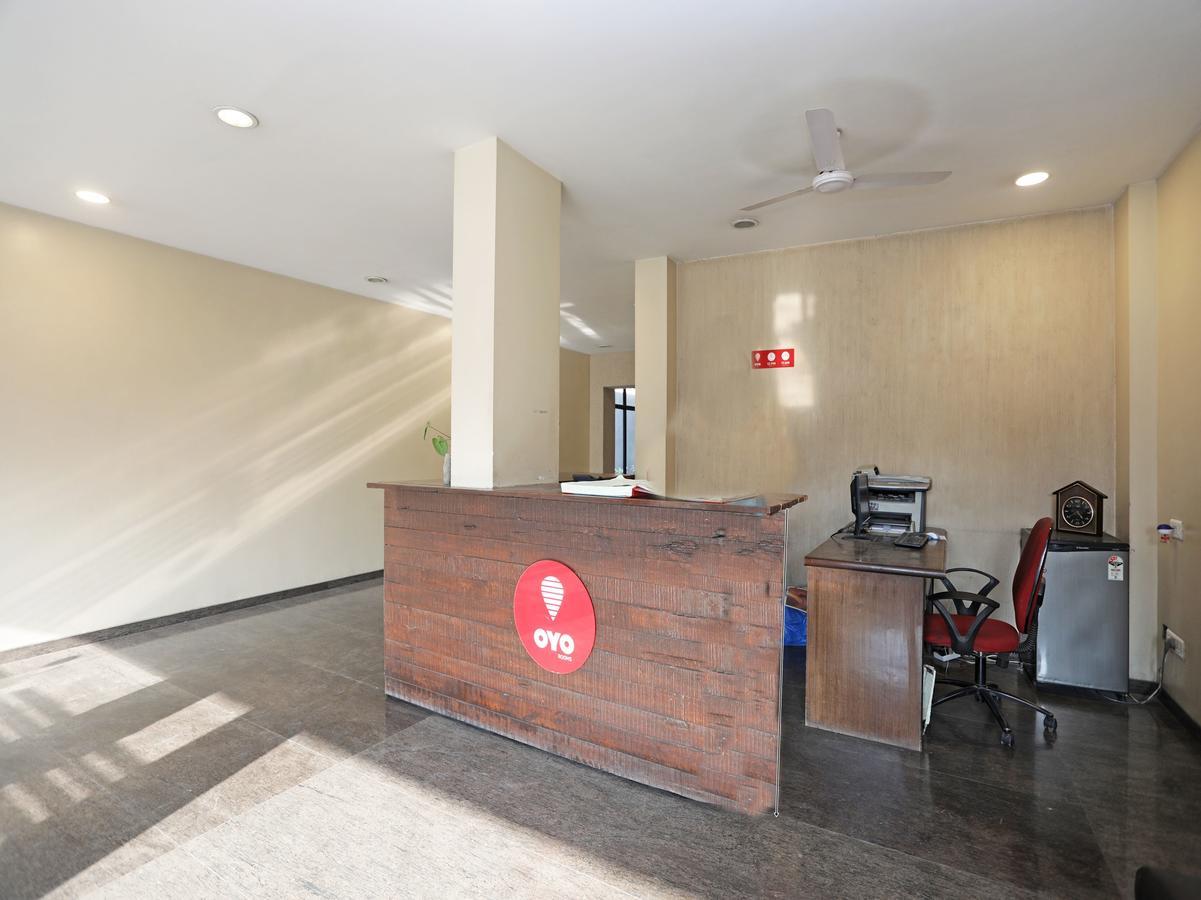 פונה Oyo 1194 Hotel Gulmohr מראה חיצוני תמונה