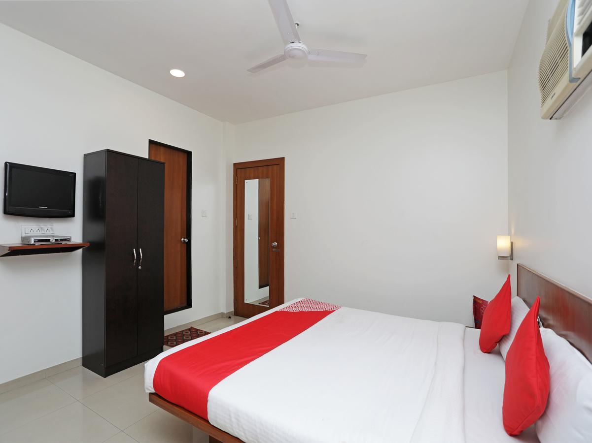 פונה Oyo 1194 Hotel Gulmohr מראה חיצוני תמונה